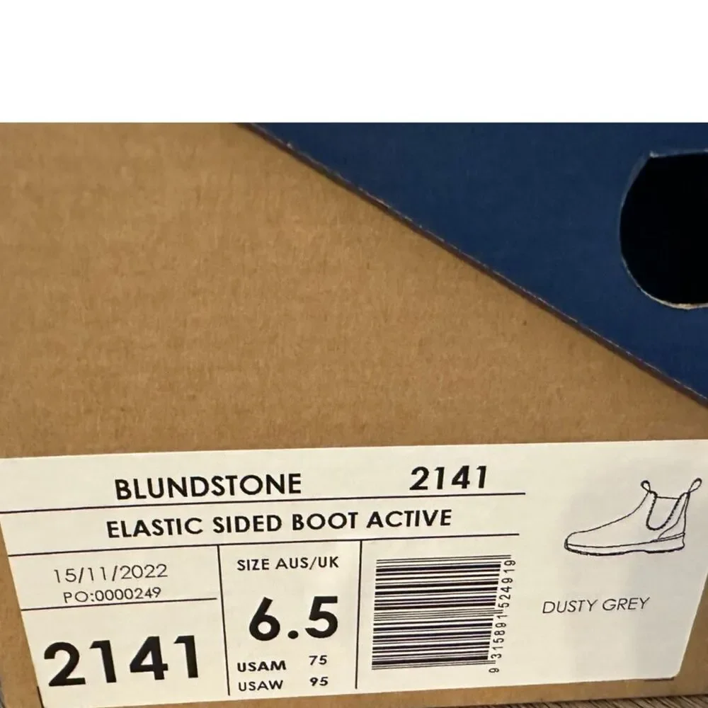 Blundstone 2141 Chelsea Boots Nubuck AU 6.5/ U.S. Women's 9.5